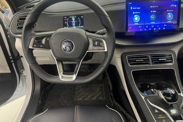 Used BYD Qin PLUS 2021 DM-i 55KM Flagship Model Interior 4