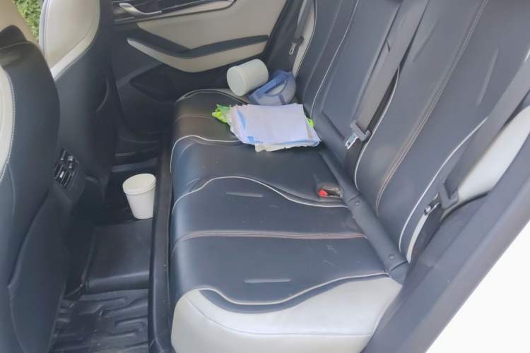 Used BYD Qin PLUS 2021 EV 400KM Luxury Model Interior 4