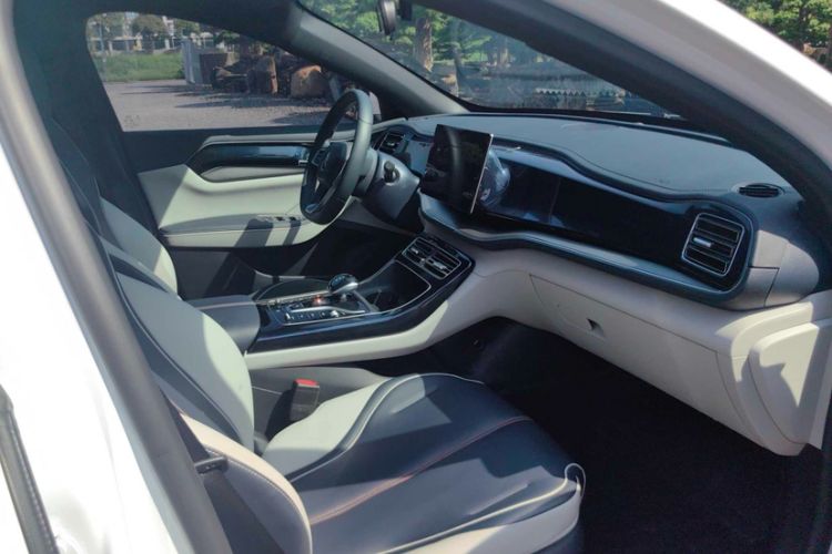 Used BYD Qin PLUS 2021 DM-i 55KM Flagship Model Interior 4
