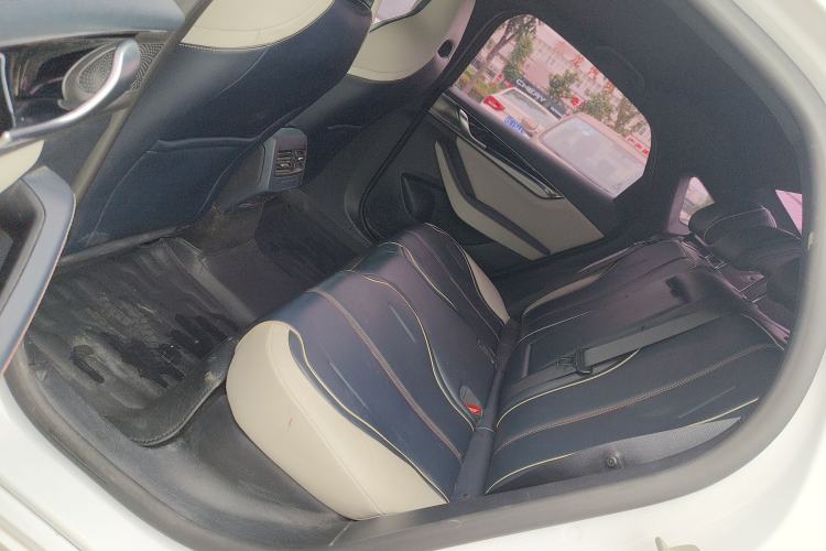 Used BYD Qin PLUS 2021 DM-i 55KM Flagship Model Interior 4