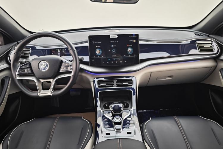 Used BYD Qin PLUS 2021 DM-i 120KM Flagship Model Interior 4