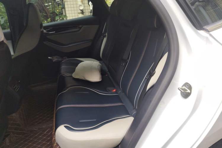 Used BYD Qin PLUS 2021 DM-i 120KM Prestige Model Interior 4