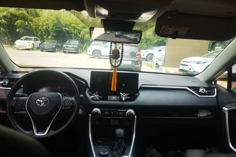Used BYD Qin PLUS 2021 DM-i 120KM Prestige Model Interior 4