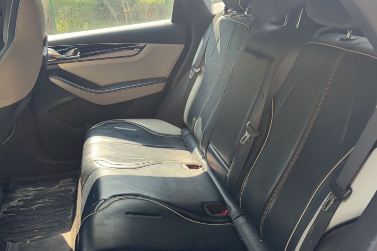 Used BYD Qin PLUS 2021 DM-i 55KM Flagship Model Interior 4