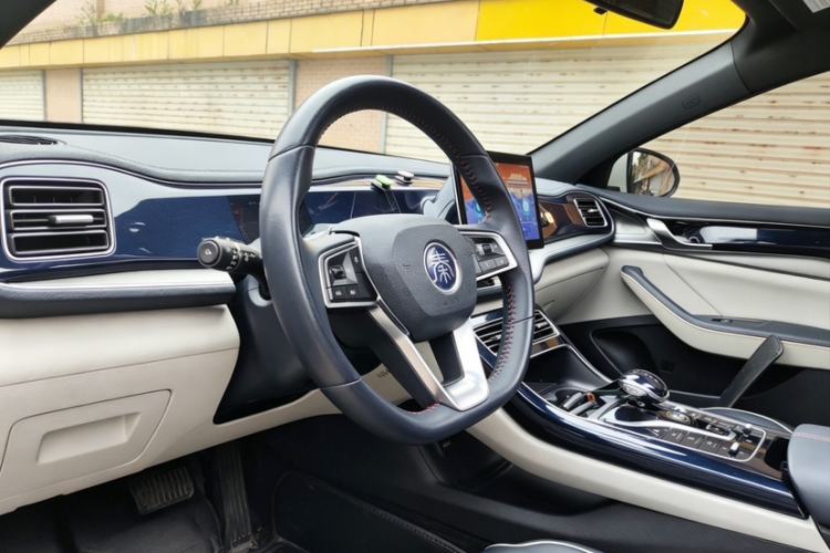 Used BYD Qin PLUS 2021 DM-i 55KM Flagship Model Interior 5