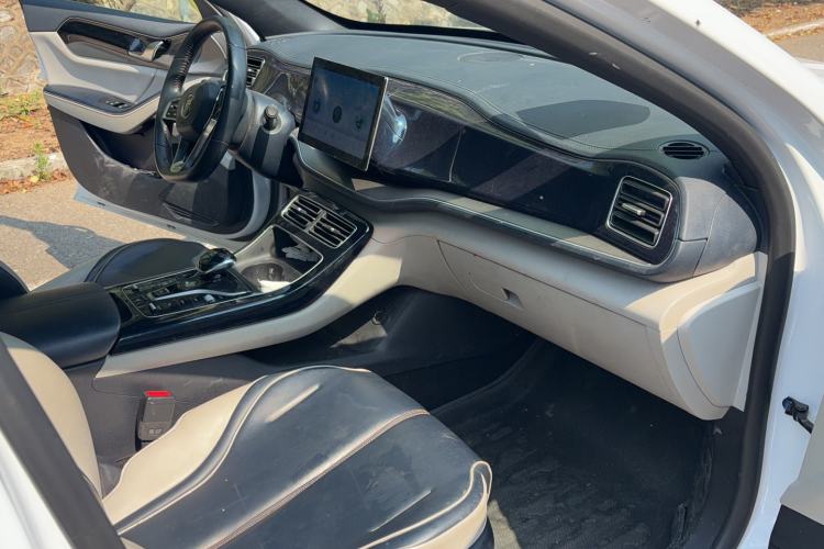 Used BYD Qin PLUS 2021 DM-i 55KM Flagship Model Interior 6