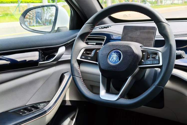 Used BYD Qin PLUS 2021 DM-i 55KM Flagship Model Interior 9