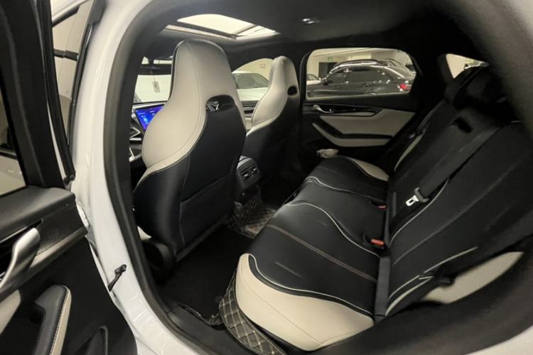 Used BYD Qin PLUS 2021 DM-i 55KM Flagship Model Interior 9