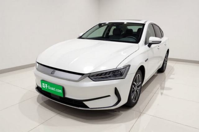 BYD Qin PLUS 2021 EV 500KM Luxury Model usado