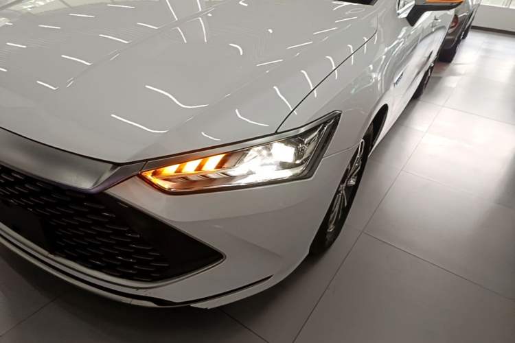 Used BYD Qin PLUS 2021 DM-i 55KM Prestige Model Left Front Headlight