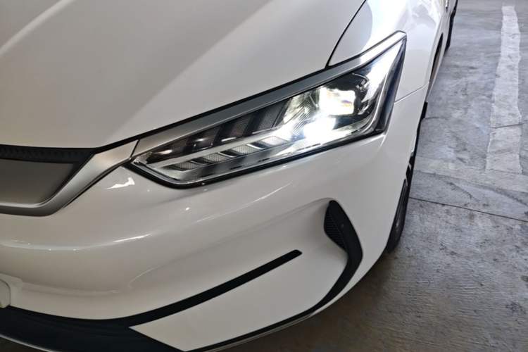 Used BYD Qin PLUS 2021 EV 500KM Luxury Model Left Front Headlight