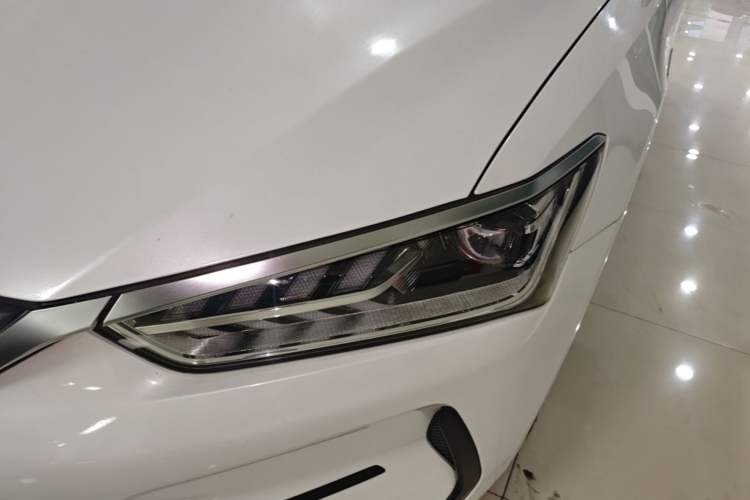 Used BYD Qin PLUS 2021 EV 500KM Luxury Model Left Front Headlight