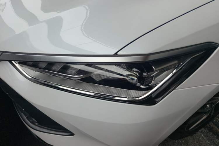 Used BYD Qin PLUS 2021 DM-i 55KM Flagship Model Left Front Headlight