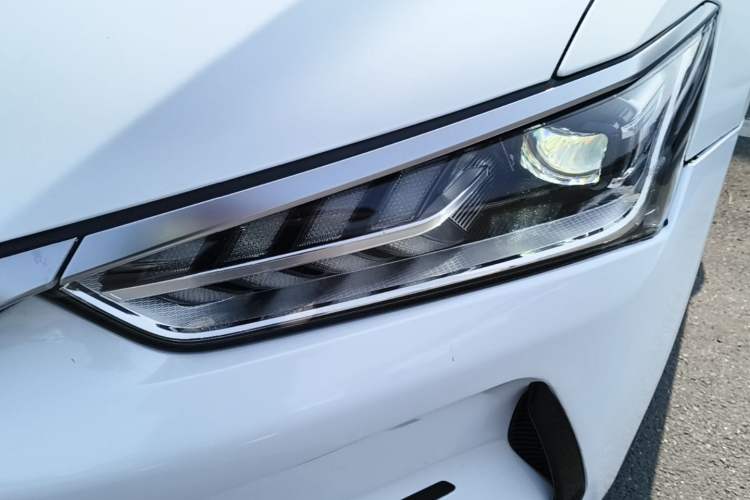 Used BYD Qin PLUS 2021 EV 400KM Luxury Model Left Front Headlight