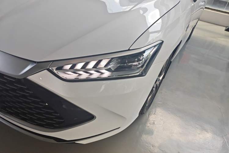 Used BYD Qin PLUS 2021 DM-i 120KM Prestige Model Left Front Headlight