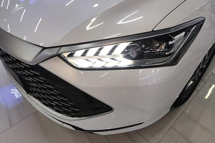 Used BYD Qin PLUS 2021 DM-i 55KM Flagship Model Left Front Headlight
