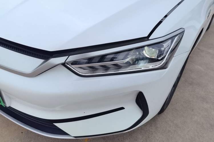 Used BYD Qin PLUS 2021 EV 400KM Leading Comfort Edition Left Front Headlight