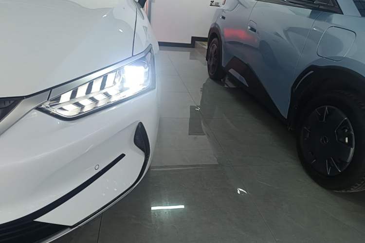 Used BYD Qin PLUS 2021 EV 500KM Premium Model Left Front Headlight