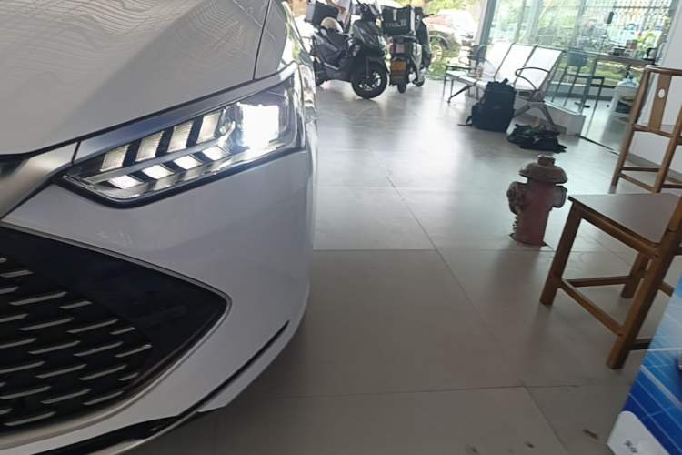 Used BYD Qin PLUS 2021 DM-i 55KM Prestige Model Left Front Headlight