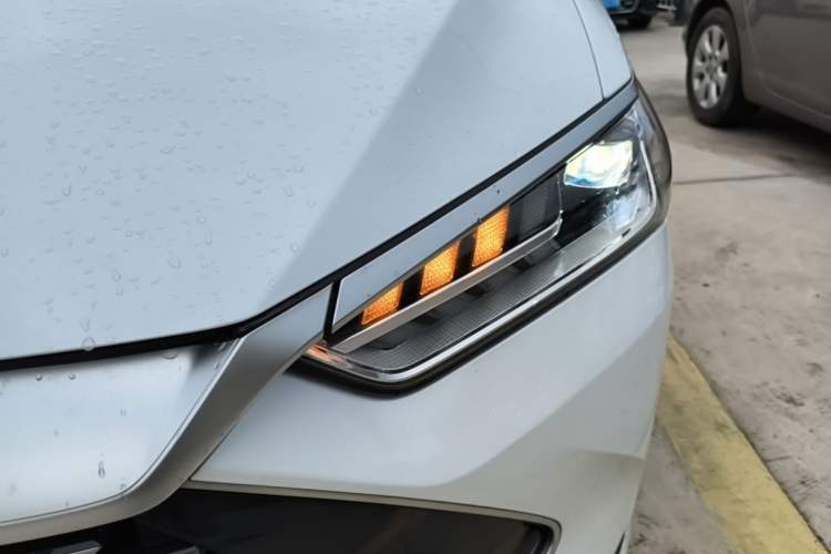 Used BYD Qin PLUS 2021 DM-i 55KM Prestige Model Left Front Headlight