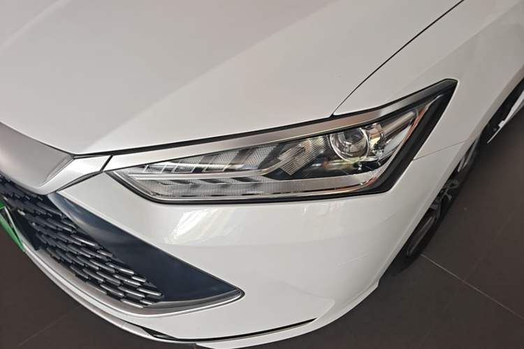 Used BYD Qin PLUS 2021 DM-i 120KM Prestige Model Left Front Headlight