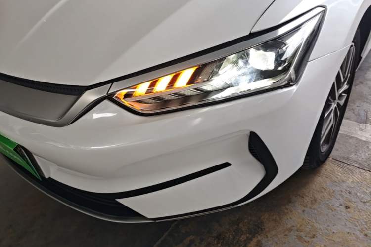 Used BYD Qin PLUS 2021 EV 500KM Luxury Model Left Front Headlight