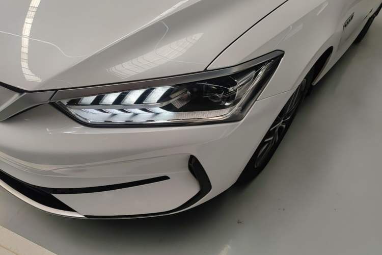 Used BYD Qin PLUS 2021 EV 500KM Luxury Model Left Front Headlight