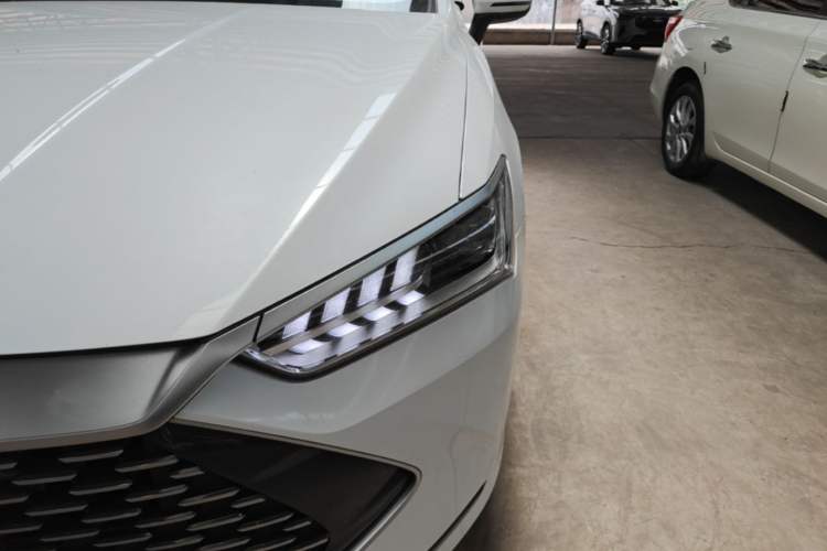 Used BYD Qin PLUS 2021 DM-i 55KM Prestige Model Left Front Headlight