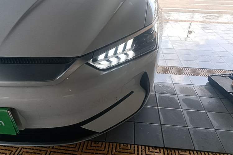 Used BYD Qin PLUS 2021 EV 600KM Flagship Model Left Front Headlight
