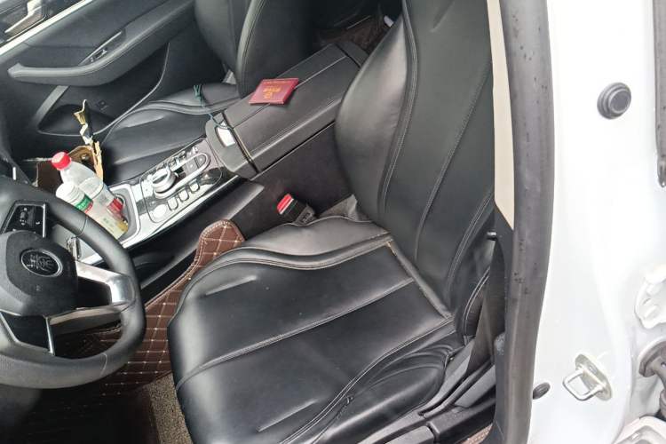 Used BYD Qin PLUS 2021 EV 420KM Commuter Edition Left Front Seat