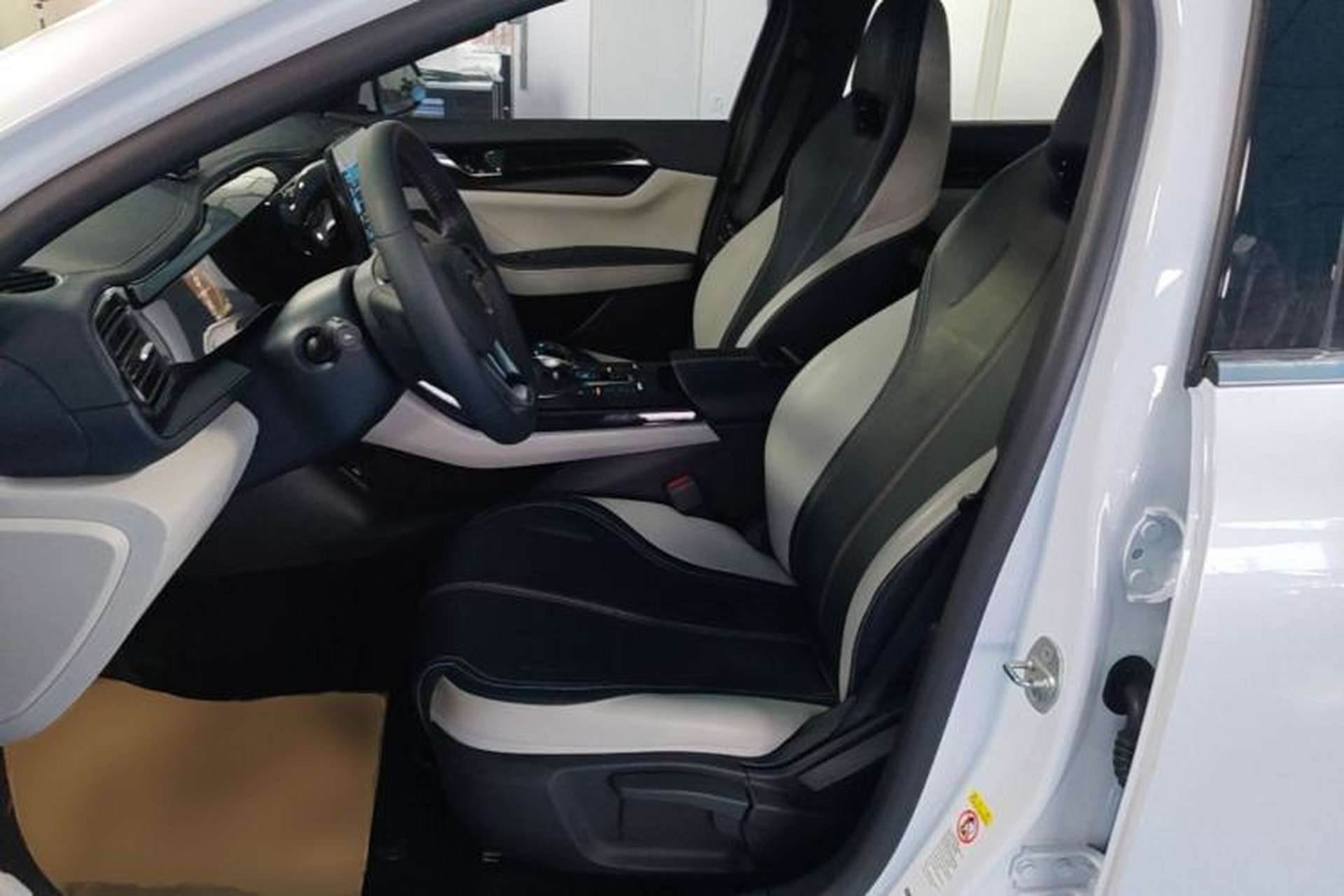 Used BYD Qin PLUS 2021 DM-i 55KM Prestige Model Left Front Seat