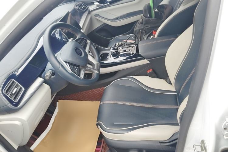 Used BYD Qin PLUS 2021 EV 400KM Luxury Model Left Front Seat