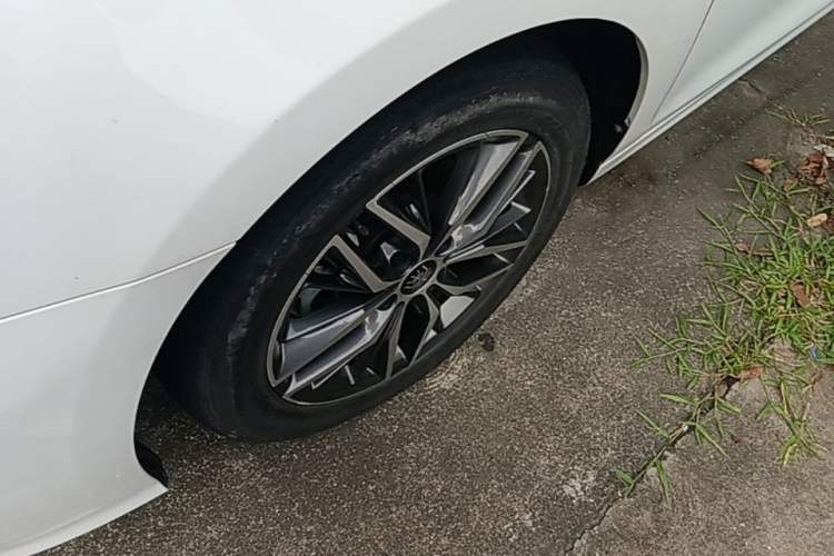 Used BYD Qin PLUS 2021 DM-i 55KM Flagship Model Left Front Wheel Hub