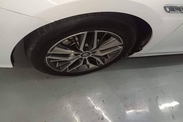 Used BYD Qin PLUS 2021 DM-i 55KM Flagship Model Left Front Wheel Hub