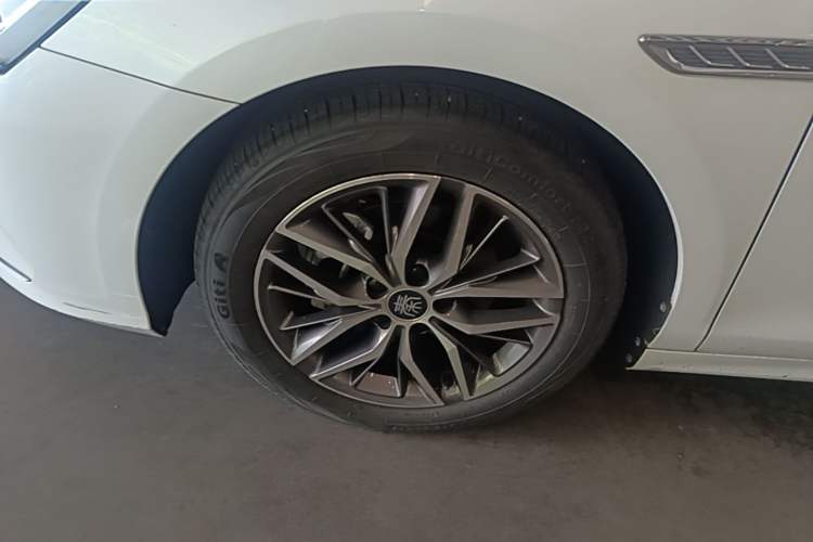 Used BYD Qin PLUS 2021 DM-i 55KM Flagship Model Left Front Wheel Hub