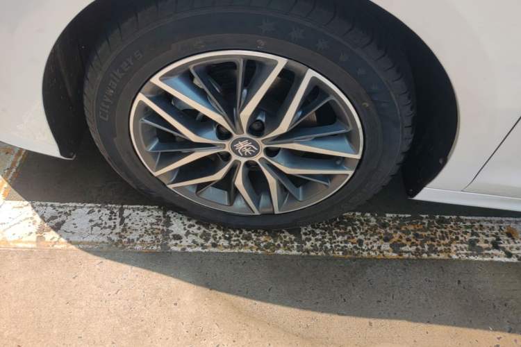 Used BYD Qin PLUS 2021 DM-i 55KM Flagship Model Left Front Wheel Hub
