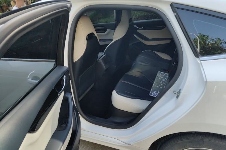 Used BYD Qin PLUS 2021 DM-i 55KM Prestige Model Left Rear Seat