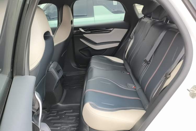 Used BYD Qin PLUS 2021 DM-i 55KM Prestige Model Left Rear Seat