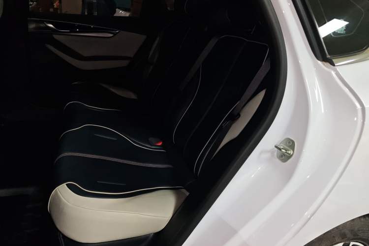 Used BYD Qin PLUS 2021 DM-i 55KM Flagship Model Left Rear Seat