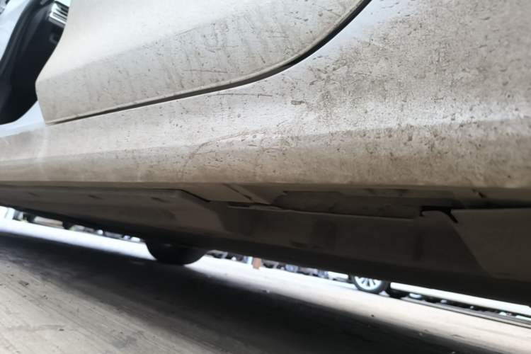 Used BYD Qin PLUS 2021 EV 400KM Leading Comfort Edition Left Side Sill