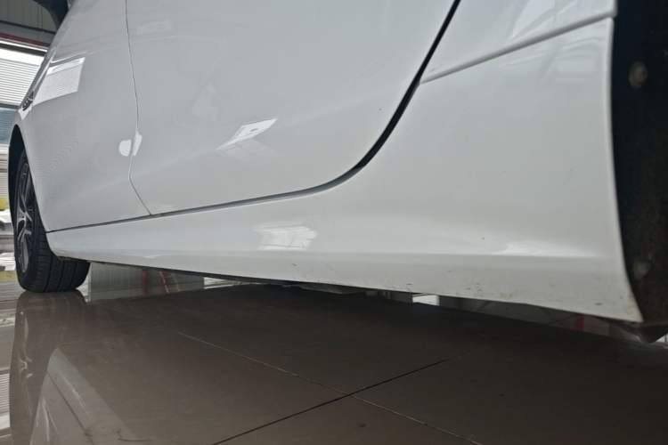Used BYD Qin PLUS 2021 EV 500KM Premium Model Left Side Sill
