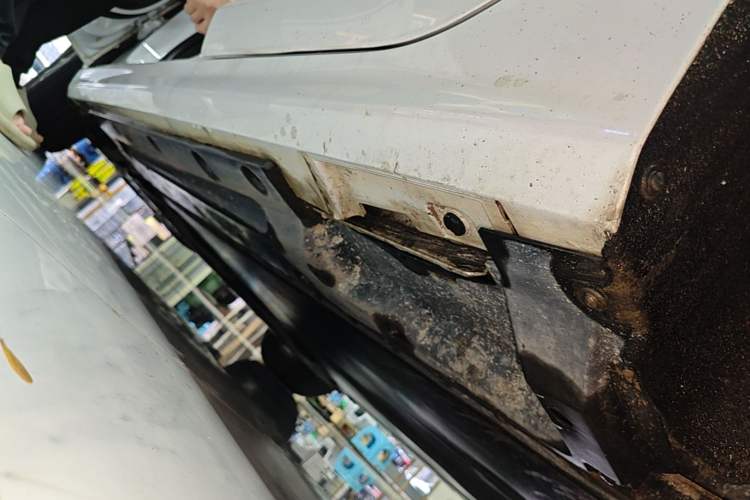 Used BYD Qin PLUS 2021 EV 420KM Commuter Edition Left Side Sill