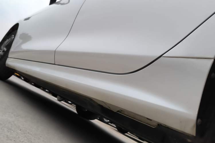 Used BYD Qin PLUS 2021 EV 500KM Luxury Model Left Side Sill