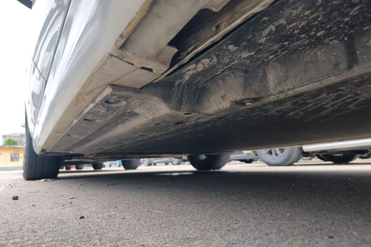 Used BYD Qin PLUS 2021 EV 400KM Leading Comfort Edition Left Side Sill