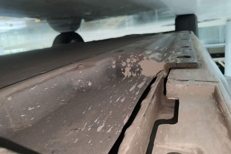 Used BYD Qin PLUS 2021 EV 400KM Leading Comfort Edition Left Side Sill