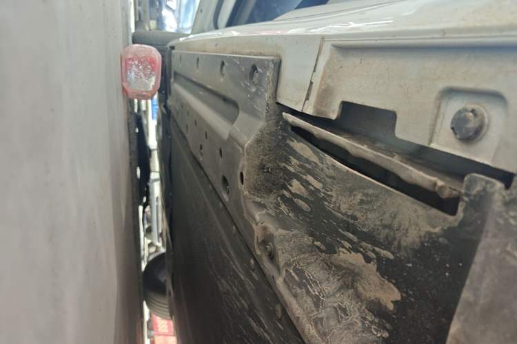 Used BYD Qin PLUS 2021 EV 400KM Luxury Model Left Side Sill