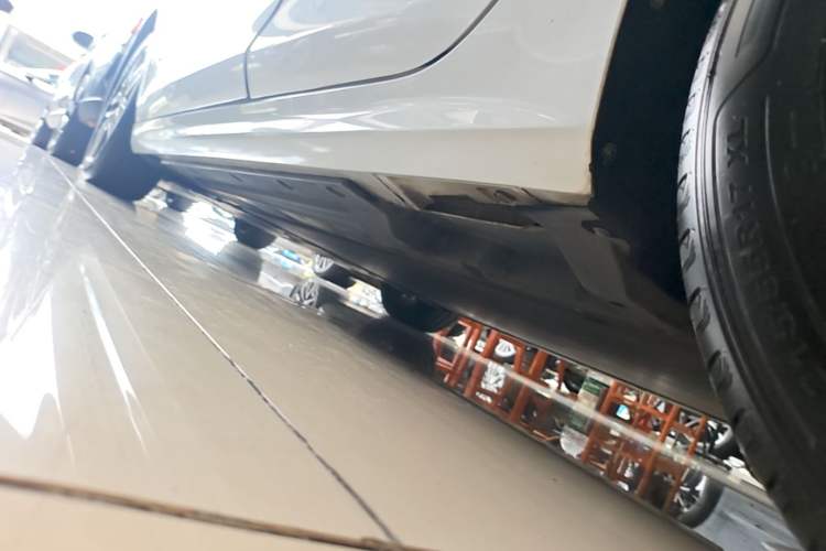 Used BYD Qin PLUS 2021 EV 500KM Premium Model Left Side Sill