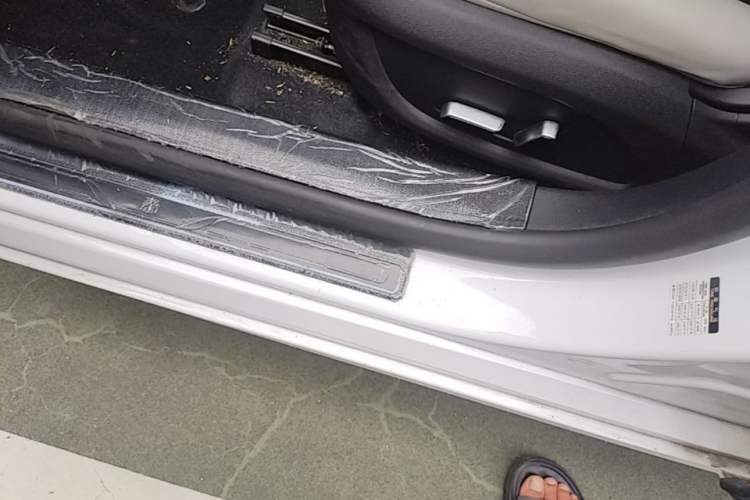 Used BYD Qin PLUS 2021 EV 500KM Premium Model Left Side Sill