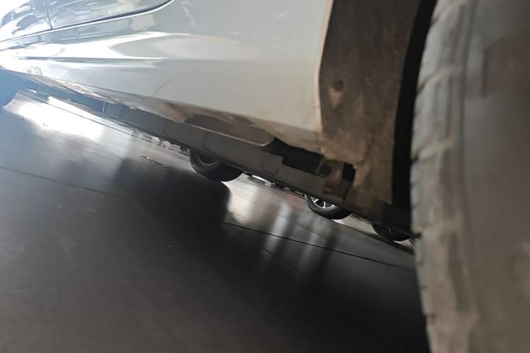 Used BYD Qin PLUS 2021 DM-i 120KM Prestige Model Left Side Sill