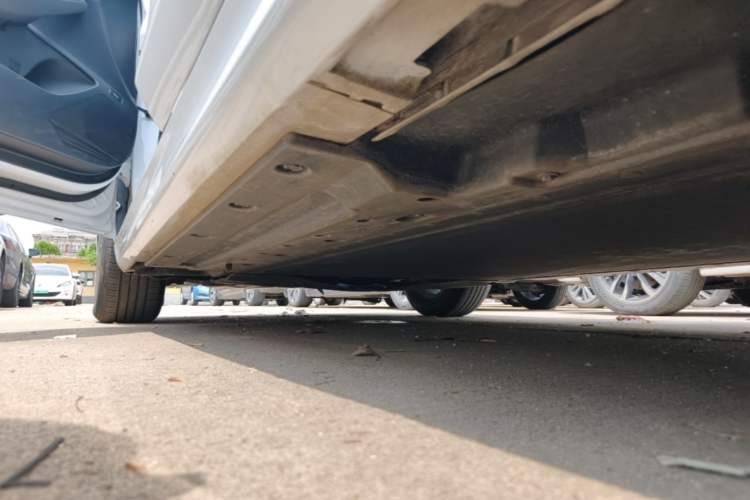 Used BYD Qin PLUS 2021 EV 400KM Leading Comfort Edition Left Side Sill